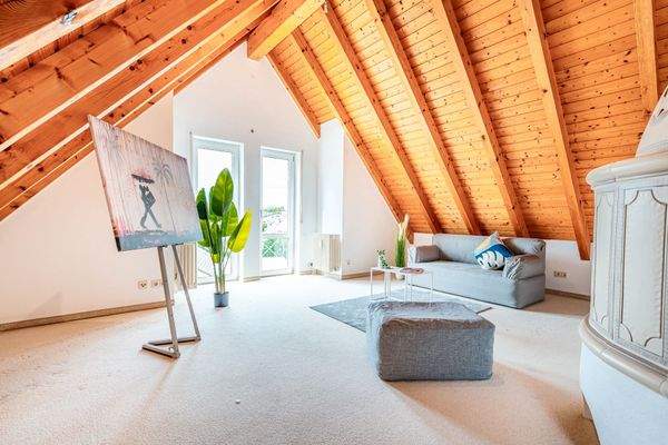 Offener Wohnbereich im DG