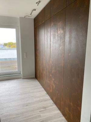 Raffinierte Küchenschrankwand