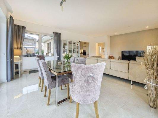 Wohn- und Essbereich