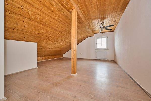 DHH Schwarzach Dachgeschoss I