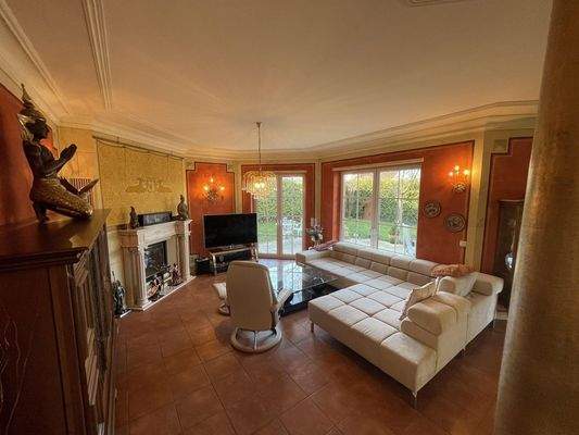 Wohnbereich mit Kamin