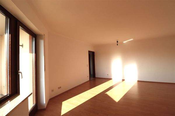 Wohnzimmer mit Loggia