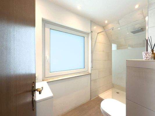 Duschbad im Obergeschoss