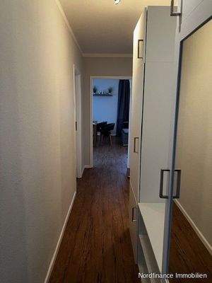 Flur (2)