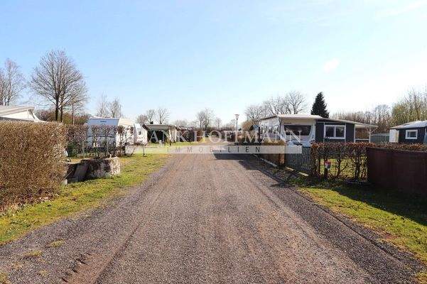 V9799 Campingplatz neuer Teil