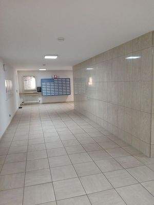 Hausflur-Briefkastenanlagee