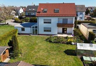 Einfamilienhaus mit Garten