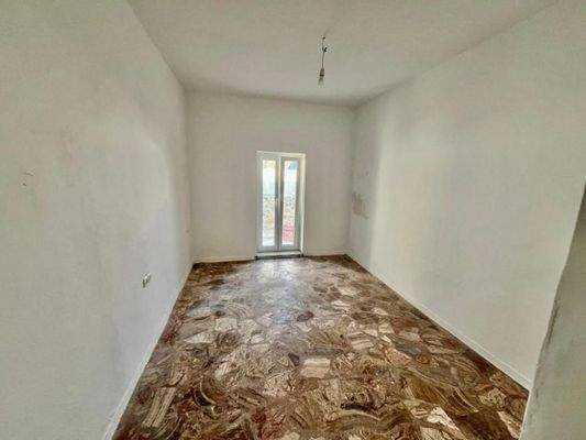 Kreta, Pachia Ammos: Teilweise renoviertes Haus mit Garten zu verkaufen