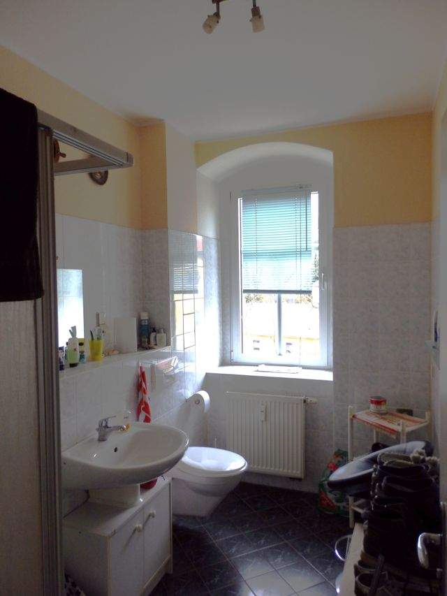 2 Raum Wohnung mit Einbauküche Limbach-Oberfrohna ab 08.26 zu vermieten - Foto 1