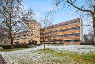 gepflegte Wohnanlage.jpg