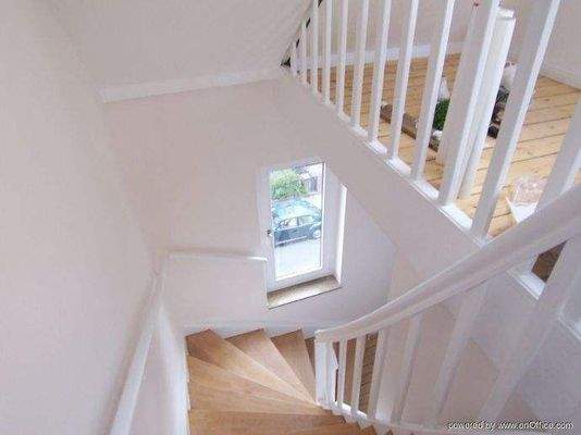 Treppe innerhalb der Wohnung