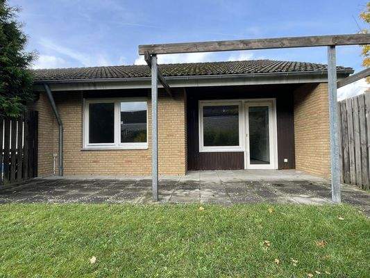 Rückseite REH, Terrasse