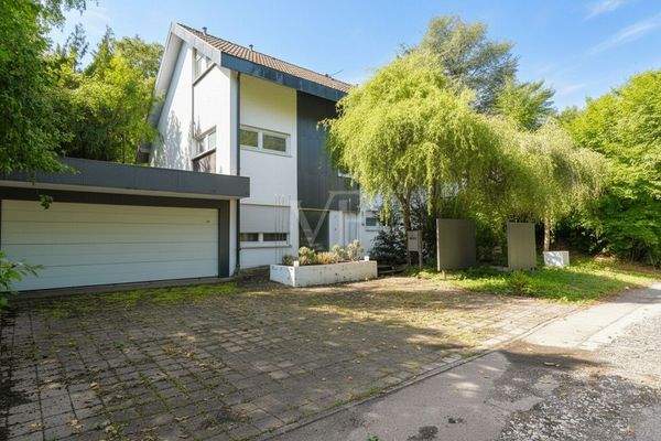 Außenansicht / Einfahrt