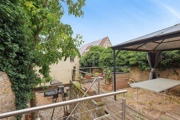 Dachterrasse über Gewölbekeller