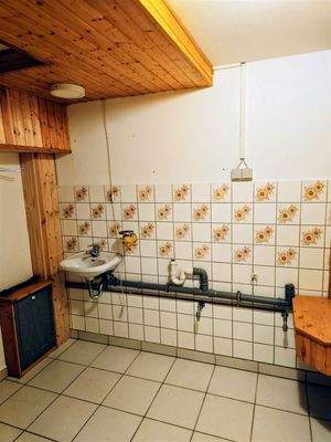 Platz für Waschmaschine und Trockner