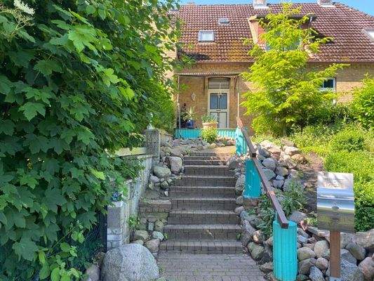 Haupteingang, Frontansicht