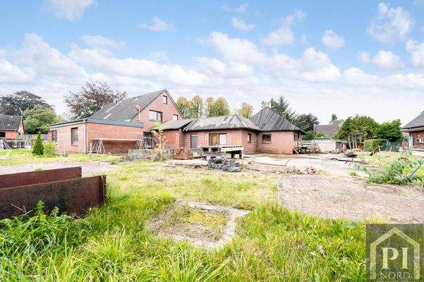 Blick auf die Rückseite des Haupthauses