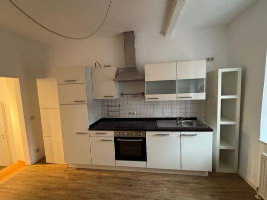 WE 2.OG links Küche mit EBK