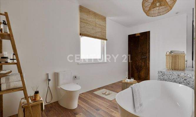 1. Etage Badezimmer (2)