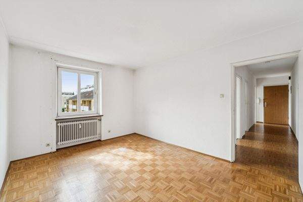 Ruhiges, großzügig geschnittenes Schlafzimmer