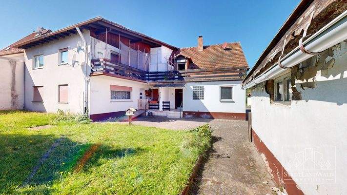 Hausansicht - Rückseite - Hof