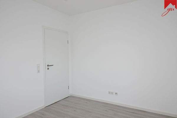 Schlafzimmer Bild II