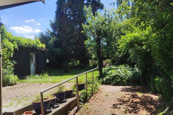 Blick von der Garage aus