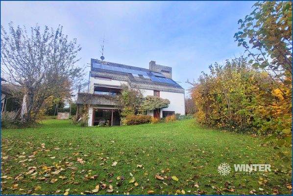 Hausansicht Süd mit Garten