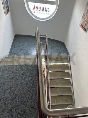 Treppe von OG ins EG