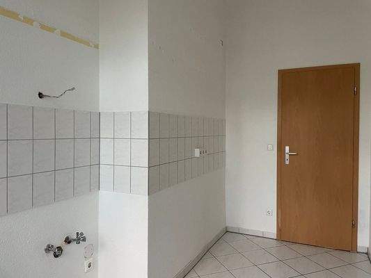 Küche mit diversen Anschlüssen