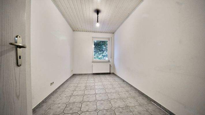 Zimmer mittlere Etage