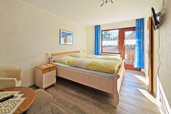 Doppelzimmer mit Balkon