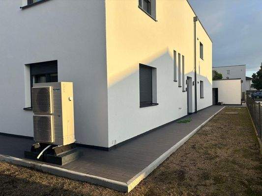 Seitenansicht Eingang