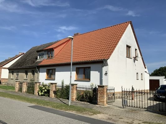 Hausansicht straßenseitig