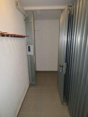 52 Kellerabteil mit Stromanschluss (Benutzerdefiniert).jpg