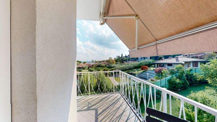 AB-073-9-Bilocale-nel-centro-di-Soiano-del-Lago-09