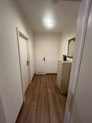 Flur Abtrennung zum Wohnzimmer