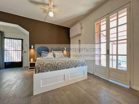 272803e7811947238fde7715c444e2b8-original