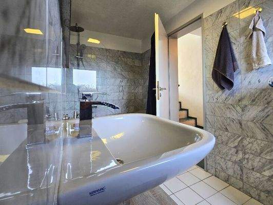 Funktionales Bad mit Erweiterungsmöglichkeit