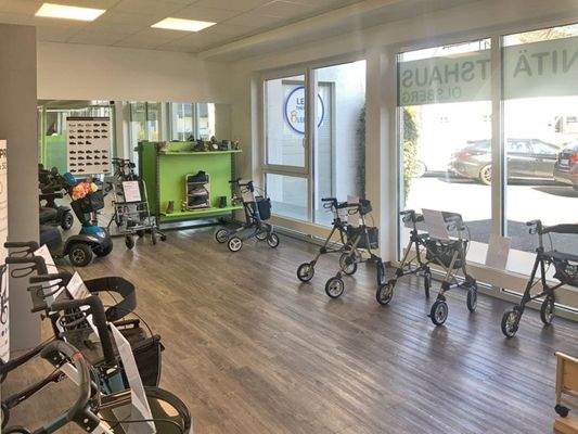 Sanitätshaus b Verkaufsfläche