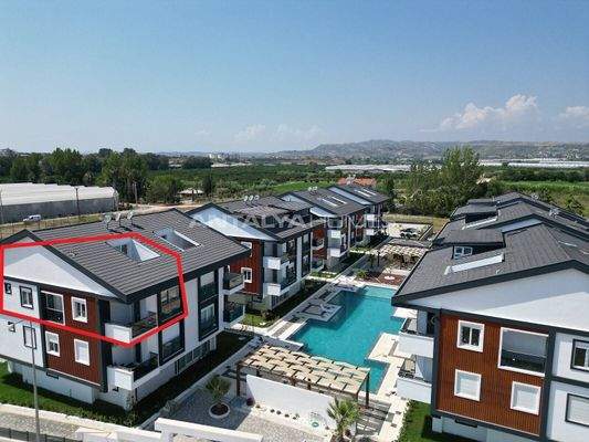 3-Bedroom Apartment with Communal Pool in Antalya Manavgat