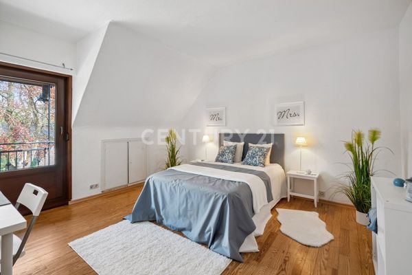 Schlafzimmer 2 DG