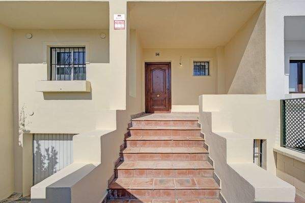 CASA CALLE SANTA CRUZ 94  0003-min.jpg