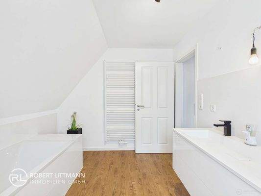 Badezimmer OG