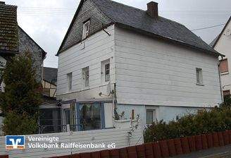Straßenansicht
