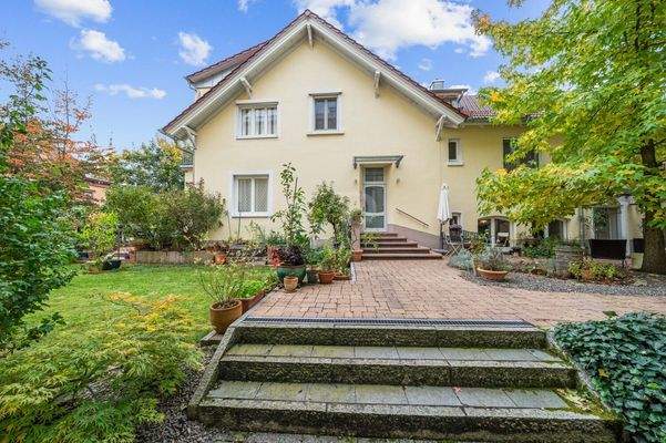 Bequemer Hauszugang nach dem Verlassen des Aufzugs