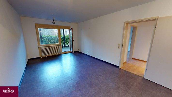 Heller Wohn- und Essbereich