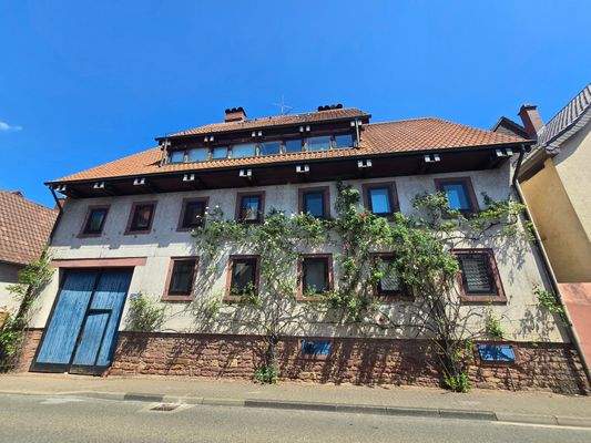 Straßenansicht Haus