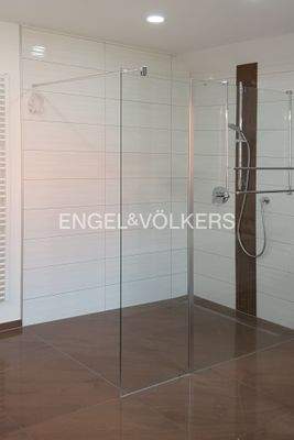 EV - Bad - Dachgeschoss