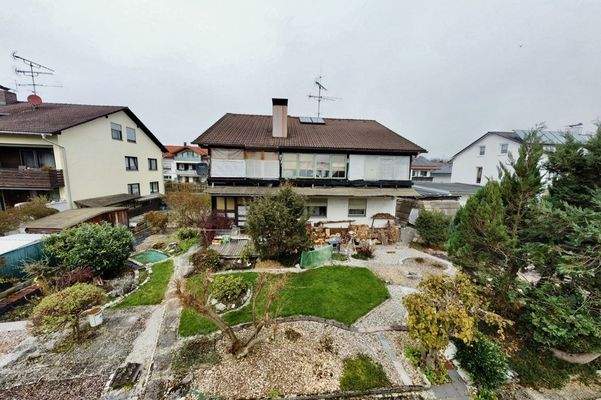 Ansicht Süd mit Grundstück